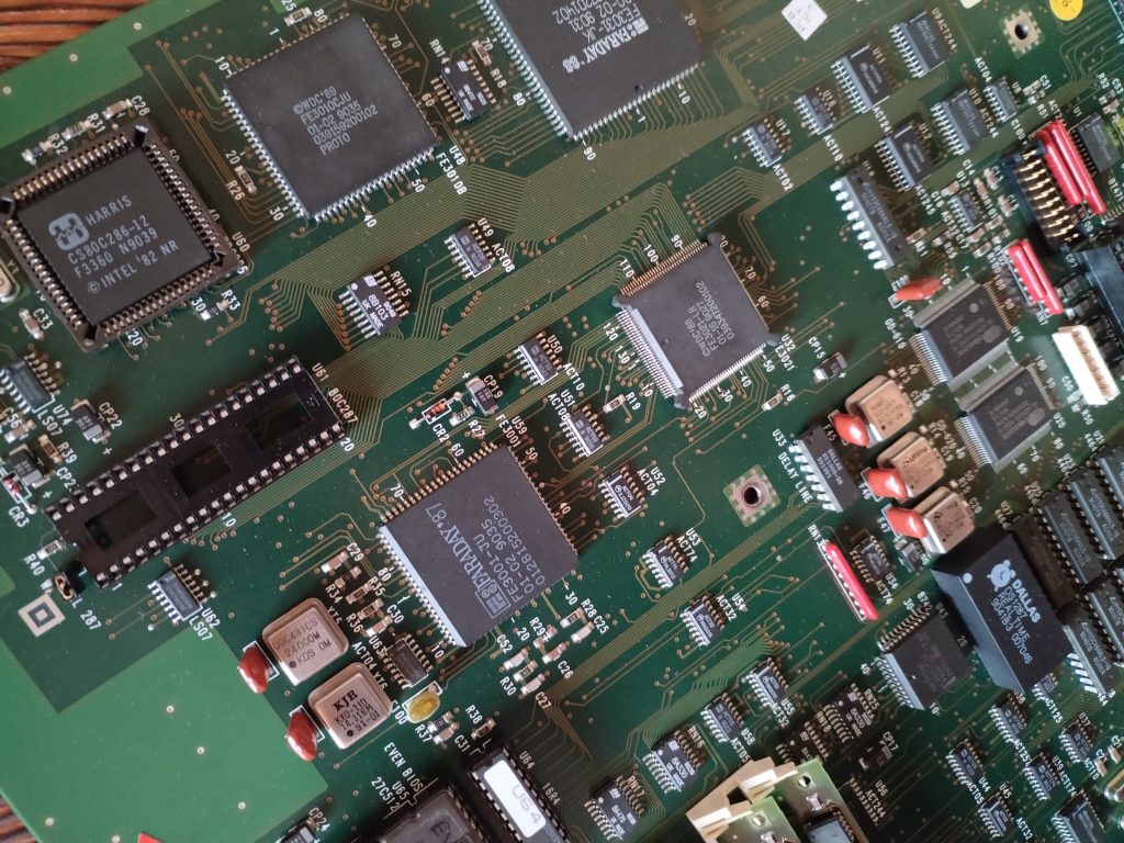 Luggable PC Hyundai SUPER-LT4 286 laptop