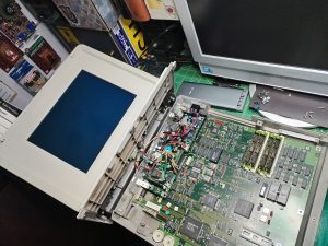 Luggable PC Hyundai SUPER-LT4 286 laptop