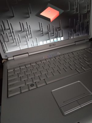 Dell Inspiron 1720