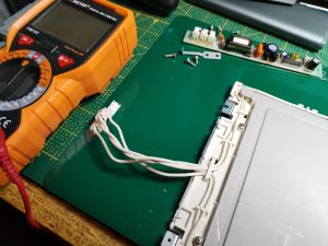 Hyundai SUPER-LT4 - diagnostyka i naprawa LCD