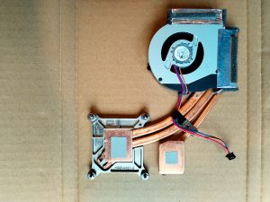 T420 - układ chłodzenia przeznaczony dla konfiguracji z dedykowaną grafiką NVIDIA