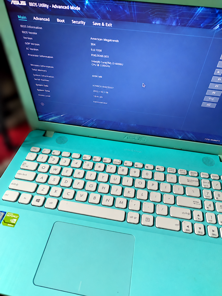 ASUS VivoBook F541UJ